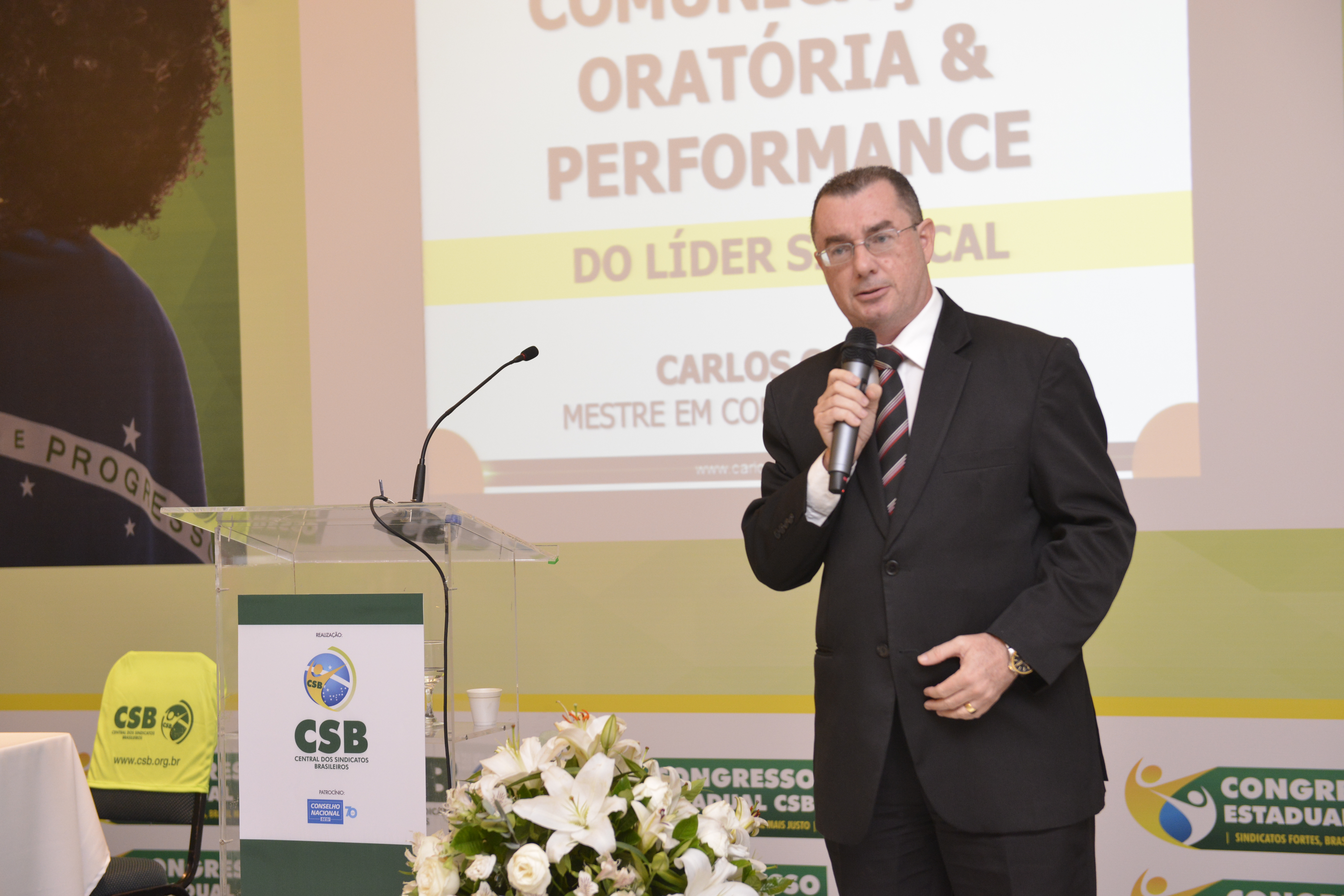 “Neste momento que o Brasil vive reformas tão relevantes, a reorganização sindical é essencial”, afirma Alaécio Amorim sobre palestra de Oratória Sindical