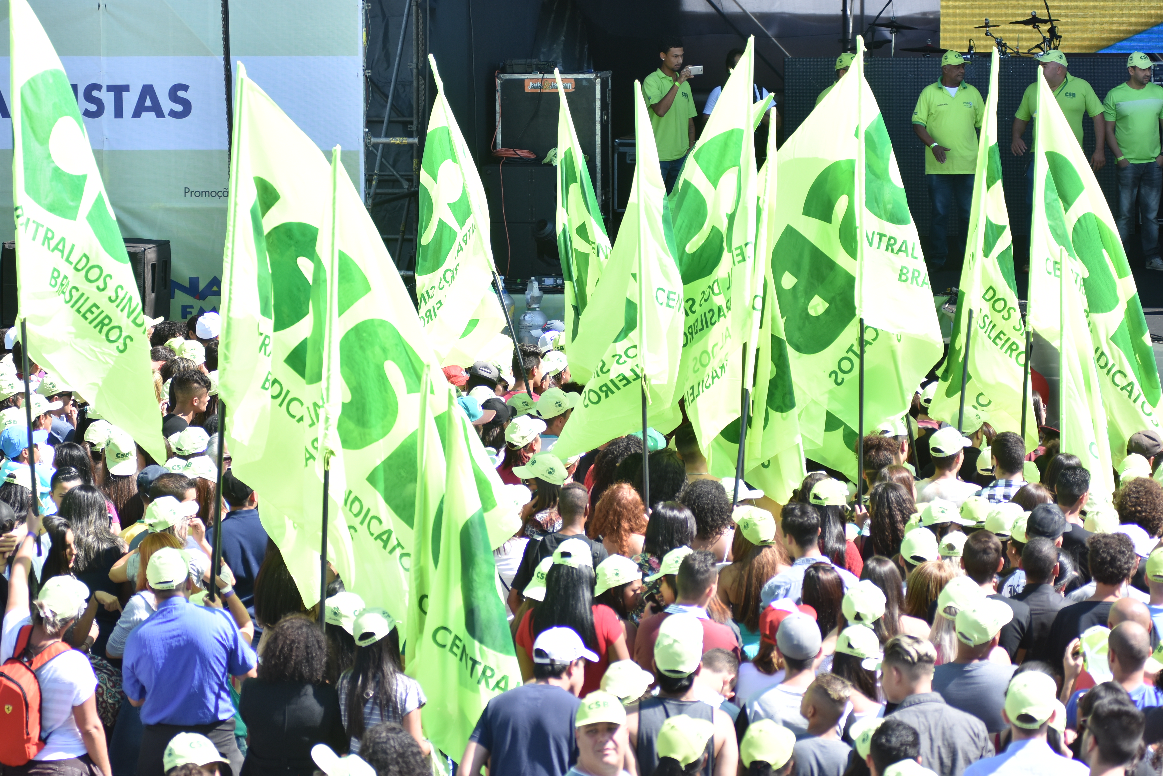 CSB conclama entidades filiadas para mobilizações em Brasília contra as reformas propostas pelo governo