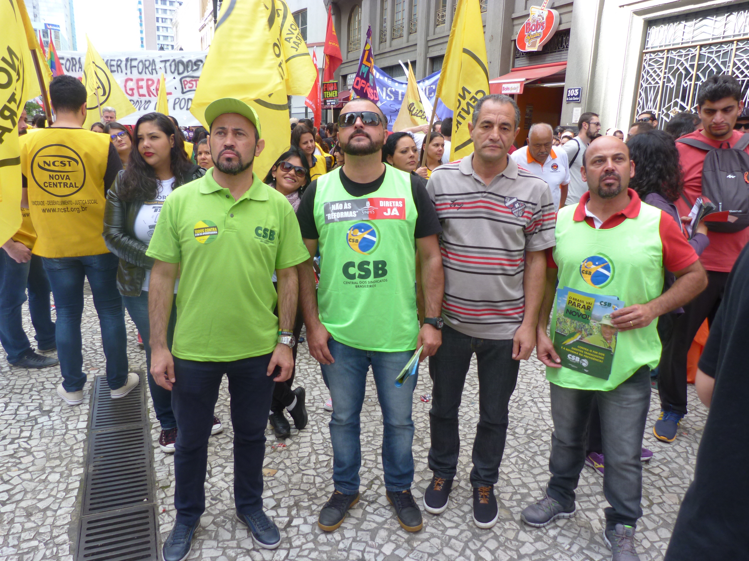 Paraná parou para protestar contra reforma trabalhista e da Previdência