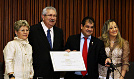 Neto recebe comenda de Honra ao Mérito da Câmara de Belo Horizonte