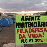 Agentes penitenciários permanecem acampados em Brasília 
