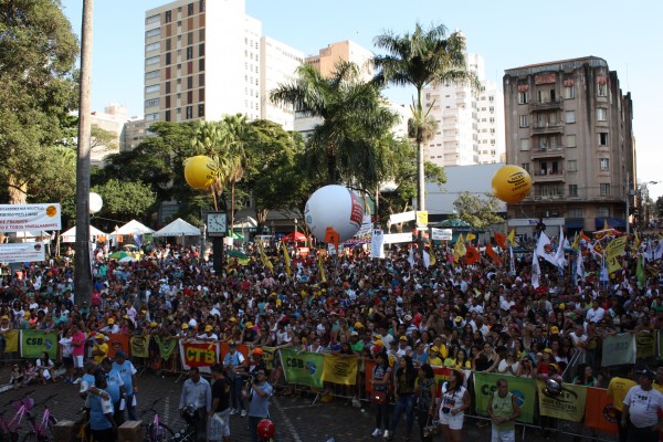 Central dos Sindicatos Brasileiros promove festa do trabalhador em Ribeirão Preto