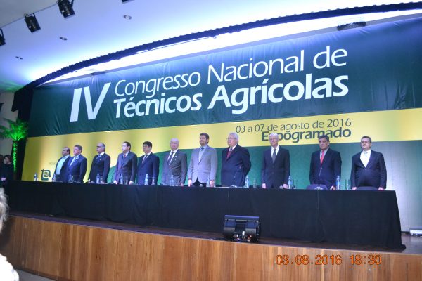 FENATA debate reivindicações da categoria em IV Congresso Nacional de Técnicos Agrícolas