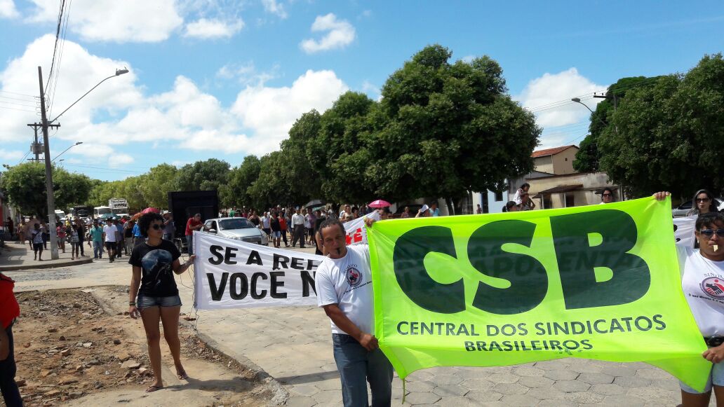 CSB e FESERP-MG promovem manifestação contra PEC 287 em Águas Formosas (MG)
