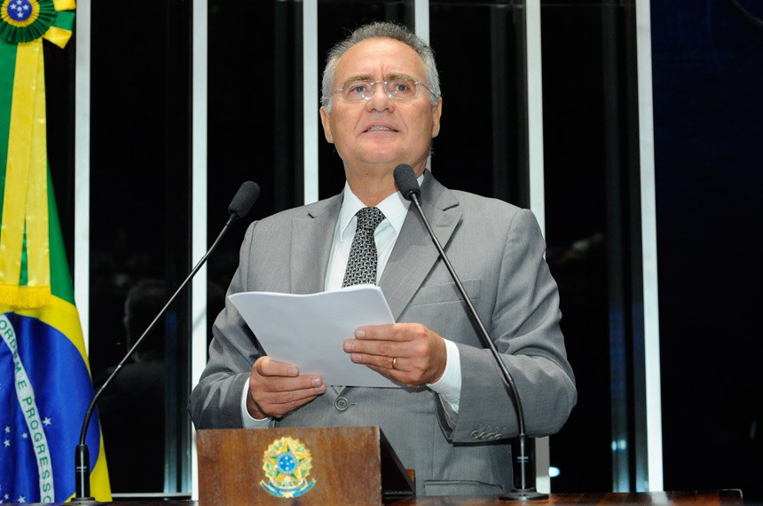 Renan deixa a liderança do governo e critica condução das reformas