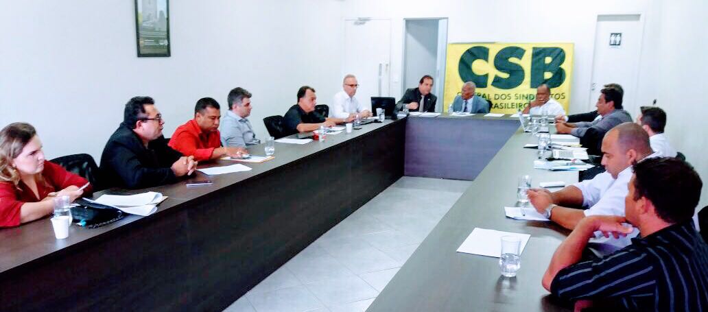 CSB luta em defesa da lei que protege trabalhadores da movimentação de mercadorias