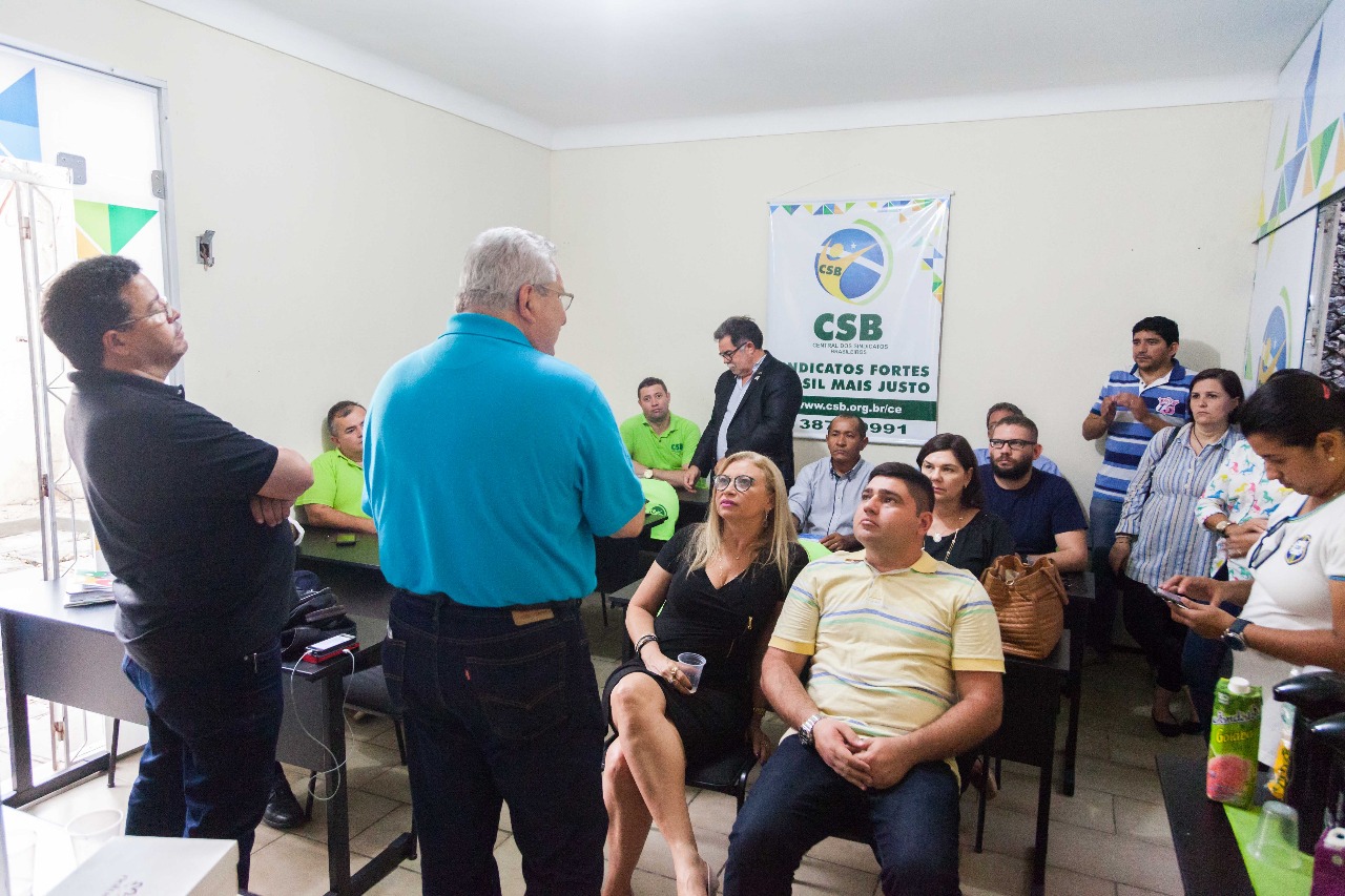 “Este ano será de muita luta, resistência e enfretamento”, diz Antonio Neto em visita à Seccional Ceará