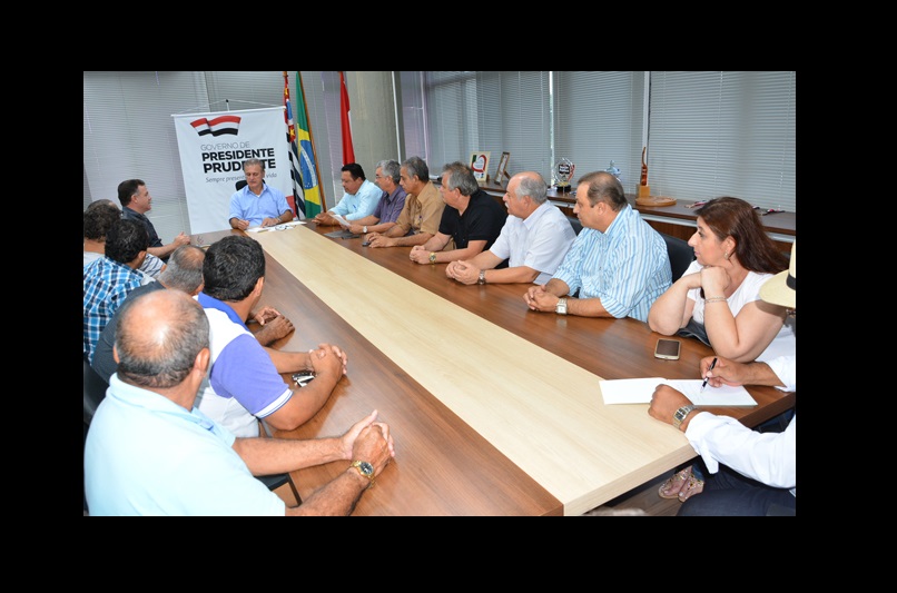 Conselho Intersindical de Presidente Prudente (SP) leva reivindicações do município ao prefeito