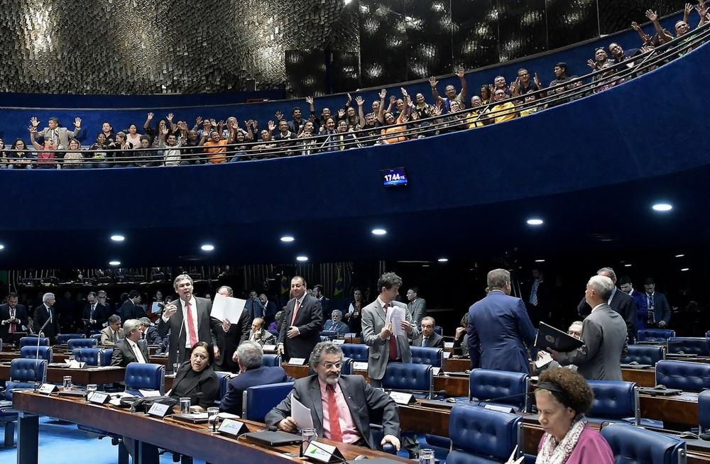 Senado aprova reajuste para agentes de saúde e de endemias