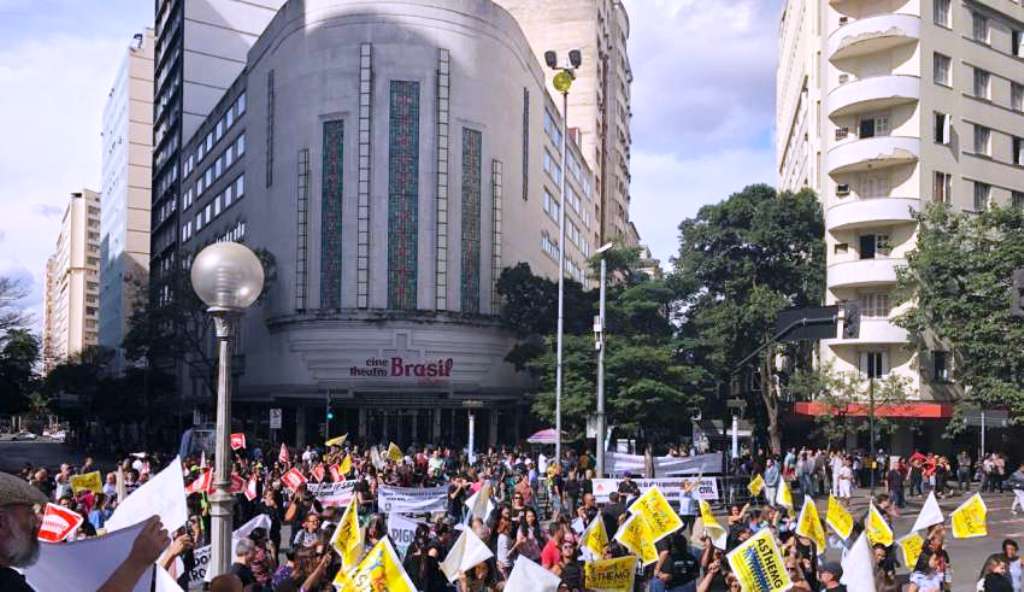 Em novo protesto, servidores do Instituto de Previdência de Minas Gerais se unem a outras categorias em Belo Horizonte