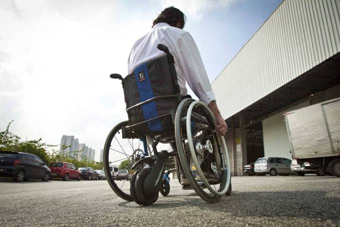 Governo desobriga empresa de cumprir cota para trabalhador com deficiência