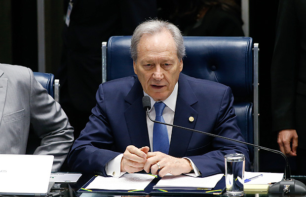 Derrota de Bolsonaro: STF nega recurso e mantém poder de sindicato em acordos de redução salarial