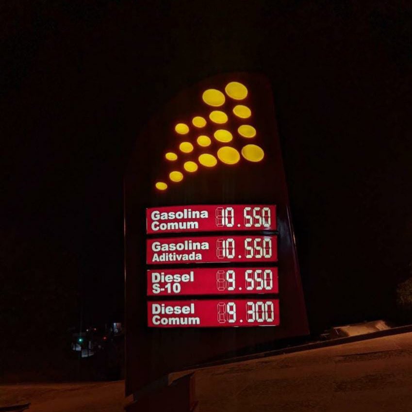 Gasolina já bate R$ 10/litro em dois estados brasileiros