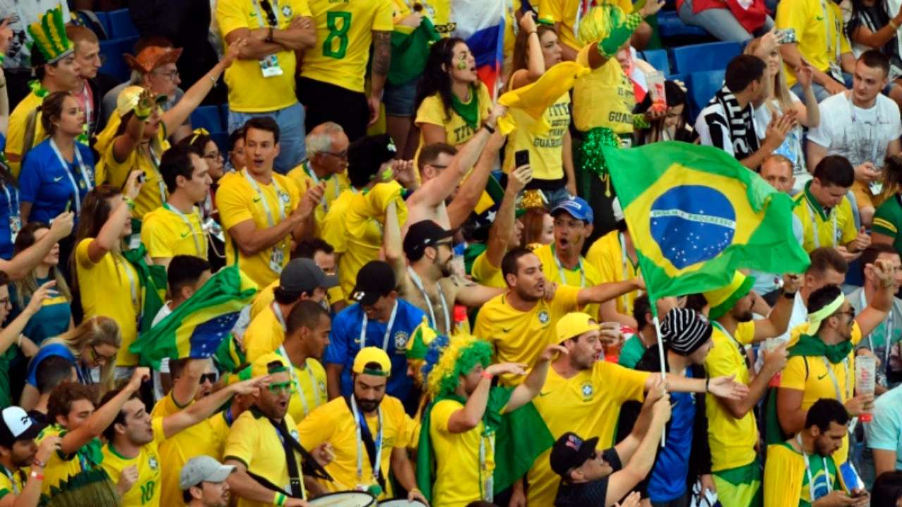 É permitido usar camisa da seleção no trabalho durante jogos da Copa do Mundo?