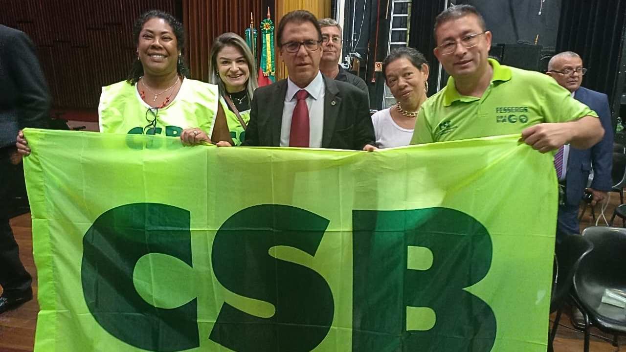 CSB entrega a Luiz Marinho proposta para revogar itens da reforma trabalhista