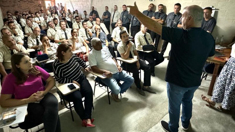 Sindirodoviários Caxias do Sul apresenta bonificação 2024 a funcionários da Giratur