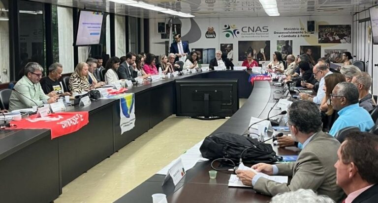 reunião mesa permanente servidores federais 20-02-25