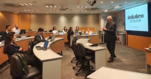 insper-convida-antonio-neto-para-ministrar-aula-de-direito-do-trabalho