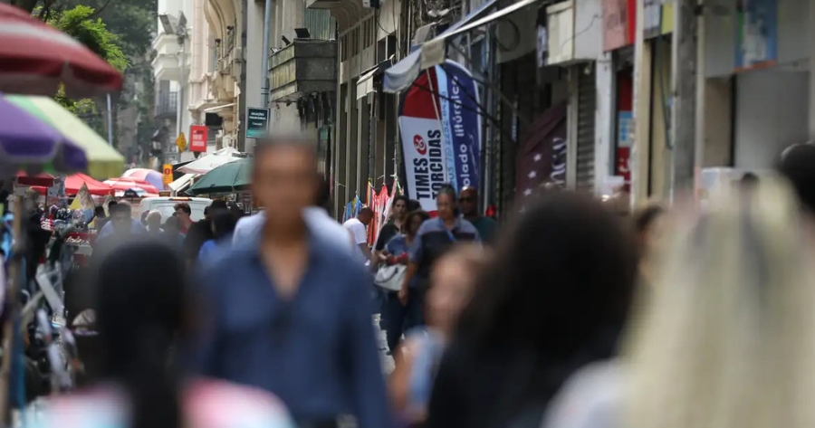 desigualdade-mercado-trabalho-atinge-mulheres-e-pretos