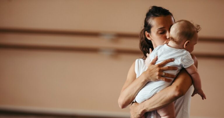 maternidade-pesa-sobre-crescimento-profissional-mulheres