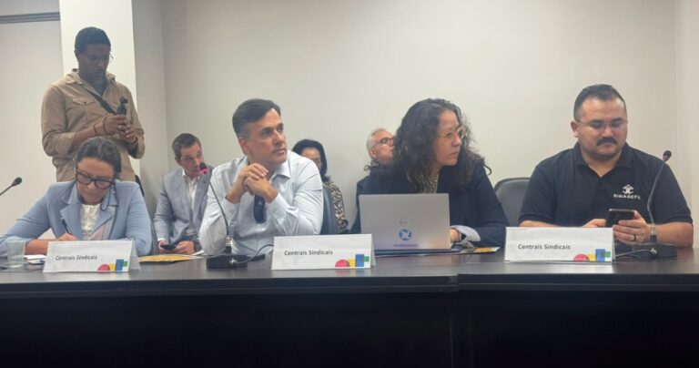 reuniao-servidores-demandas-pl-1893-2026