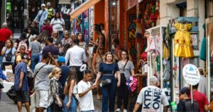 trabalho-feriados-comercio-regra-fortalece-negociacao-coletiva
