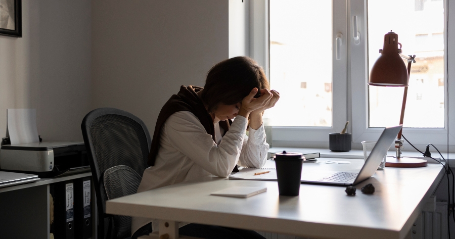 condena-empresa-trabalhadora-depressao