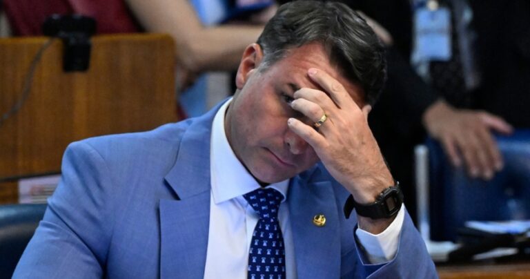trabalho-retrocessos-que-flavio-bolsonaro-propoe