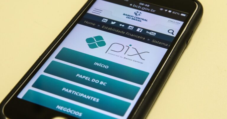 bc-autoriza-pix-automatico-contas-salario