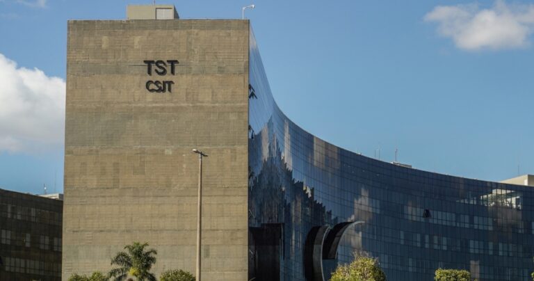 tst-autoriza-sindicato-sentenca-coletiva-85-mil-trabalhadores